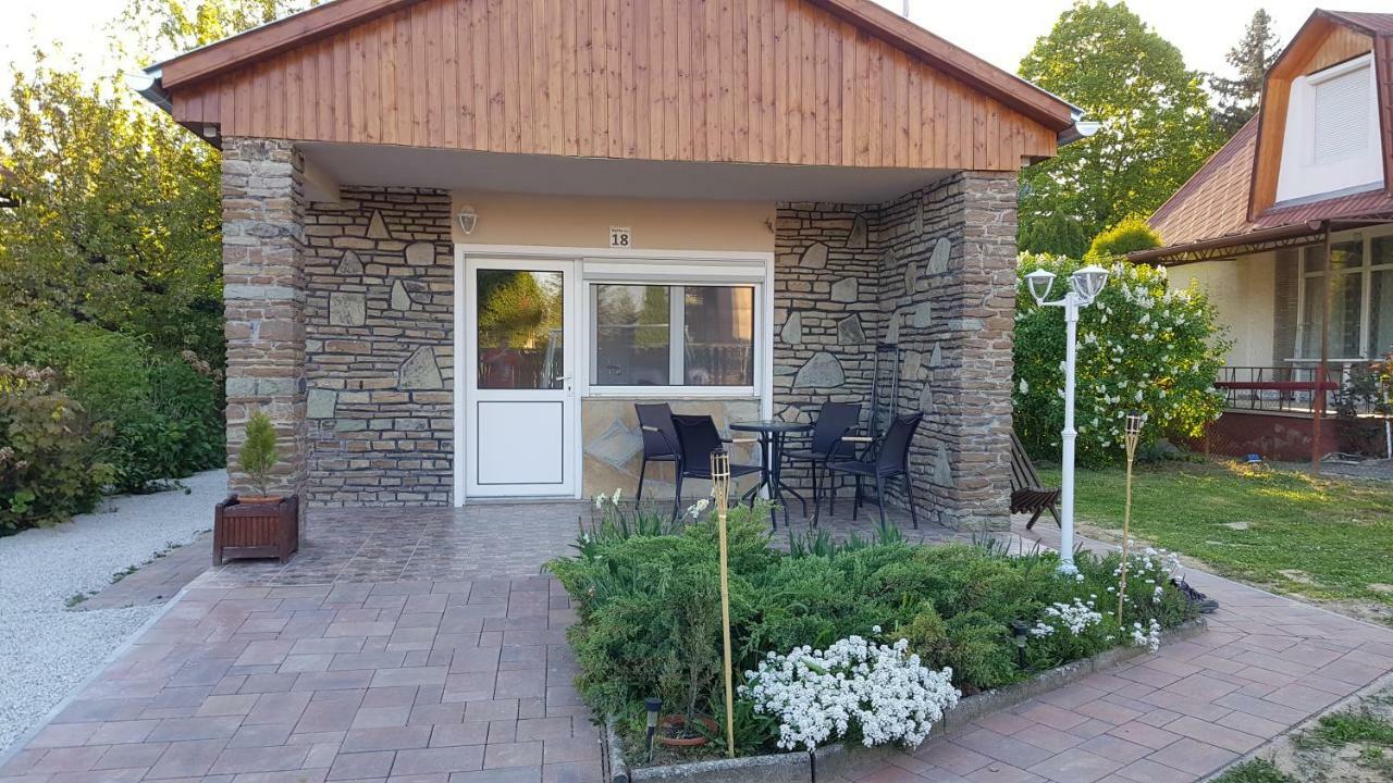 TimiBá Apartamento Zalakaros Exterior foto