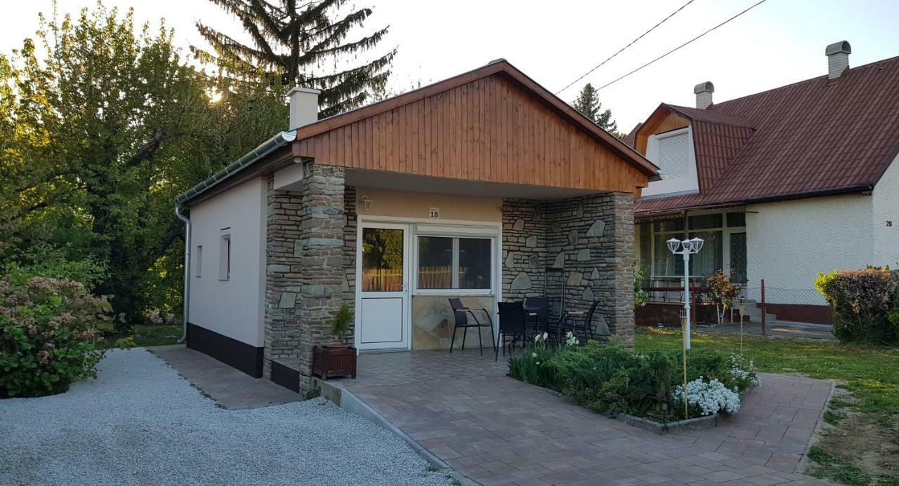 TimiBá Apartamento Zalakaros Exterior foto
